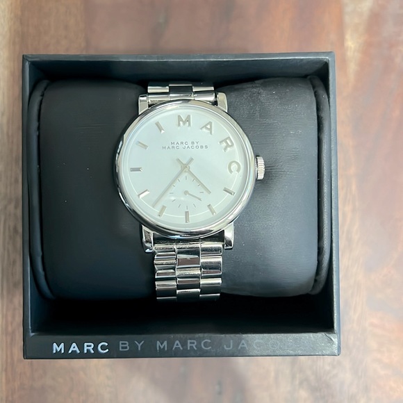 Marc by Marc Jacobs Silver Watch - Picture 1 of 8